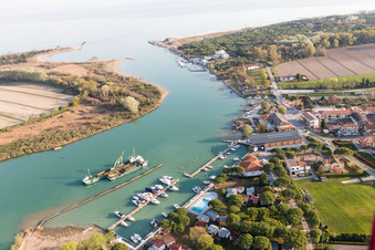 Vue aérienne de Cortellazzo dans le département Vénétie, Italie