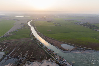 Lido DI Dante dans le département Émilie-Romagne, Italie hors des airs