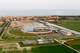 Enregistrement par drone de Casalborsetti dans le département Émilie-Romagne, Italie