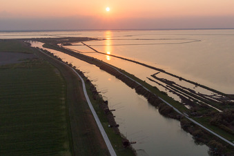 Vue aérienne de La Cascina dans le département Émilie-Romagne, Italie