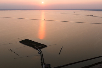 La Cascina dans le département Émilie-Romagne, Italie hors des airs