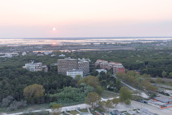 Photographie aérienne de Lido di Spina dans le département Émilie-Romagne, Italie