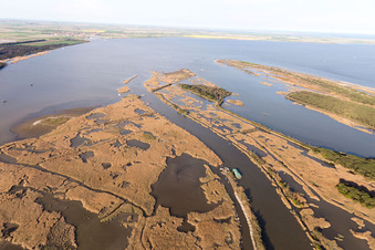Photographie aérienne de Volano dans le département Émilie-Romagne, Italie