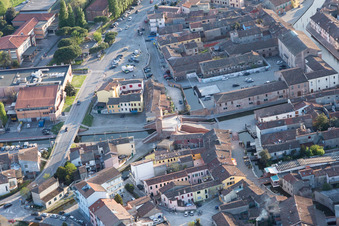 Comacchio dans le département Ferrara, Italie d'en haut