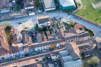 Vue d'oiseau de Comacchio dans le département Ferrara, Italie
