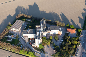 Comacchio dans le département Ferrara, Italie vu d'un drone