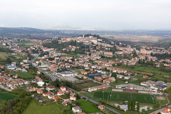 Vue oblique de San Daniele del Friuli dans le département Udine, Italie