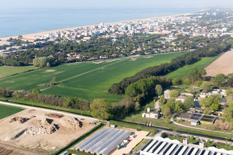 Lignano Riviera dans le département Frioul-Vénétie Julienne, Italie vue du ciel