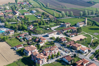Vue aérienne de Abbaye Summaga à Summaga en Vénétie à le quartier Summaga in Portogruaro dans le département Metropolitanstadt Venedig, Italie