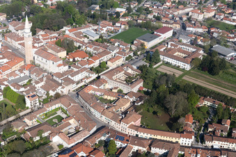 San Vito al Tagliamento dans le département Pordenone, Italie d'en haut