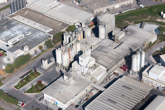 Vue aérienne de Ponte Rosso dans le département Frioul-Vénétie Julienne, Italie
