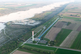 Vue oblique de Vajont dans le département Pordenone, Italie