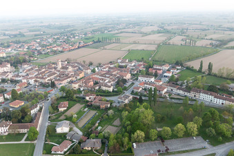 Photographie aérienne de Bando dans le département Frioul-Vénétie Julienne, Italie