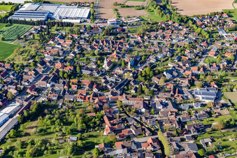 Vue aérienne de Du sud à le quartier Scherzheim in Lichtenau dans le département Bade-Wurtemberg, Allemagne