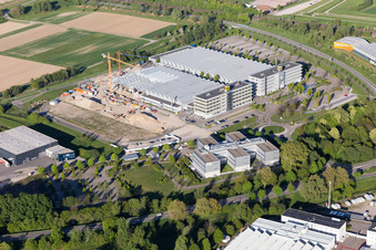 Vue aérienne de Chantier de construction LUK de la zone industrielle de Bußmatten à Bühl dans le département Bade-Wurtemberg, Allemagne