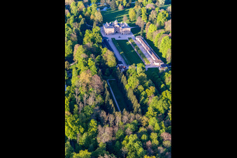 Château préféré à Förch à le quartier Förch in Rastatt dans le département Bade-Wurtemberg, Allemagne depuis l'avion