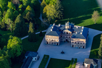 Château préféré à Förch à le quartier Förch in Rastatt dans le département Bade-Wurtemberg, Allemagne d'en haut