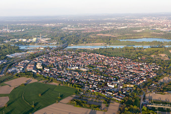 Vue aérienne de Quartier Maximiliansau in Wörth am Rhein dans le département Rhénanie-Palatinat, Allemagne