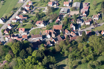 Vue aérienne de Lobsann dans le département Bas Rhin, France
