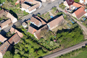Uttenhoffen dans le département Bas Rhin, France vu d'un drone