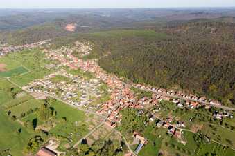 Image drone de Offwiller dans le département Bas Rhin, France