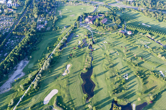 Vue aérienne de Quartier Beiertheim-Bulach in Karlsruhe dans le département Bade-Wurtemberg, Allemagne
