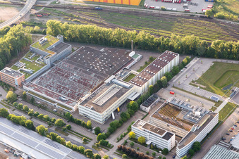 Vue aérienne de DHU à le quartier Durlach in Karlsruhe dans le département Bade-Wurtemberg, Allemagne