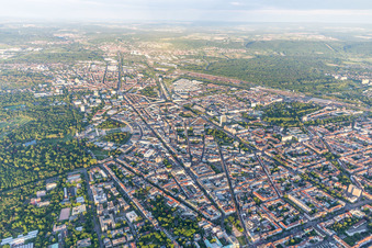 Vue aérienne de Sophienstr, Kaiserstraße Amalienstr à le quartier Innenstadt-West in Karlsruhe dans le département Bade-Wurtemberg, Allemagne