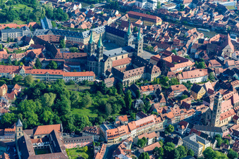 Vue aérienne de Cathédrale de Bamberg à Bamberg dans le département Bavière, Allemagne