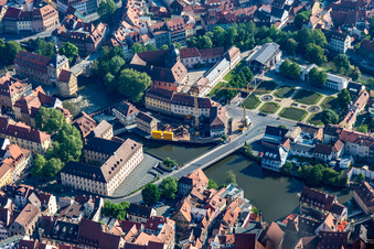 Vue aérienne de Bureau d'arpentage du Bischofsmühlbrücke à Bamberg dans le département Bavière, Allemagne
