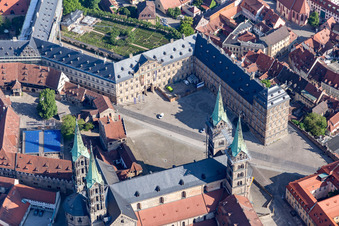 Vue aérienne de Place de la cathédrale de Bamberg à Bamberg dans le département Bavière, Allemagne
