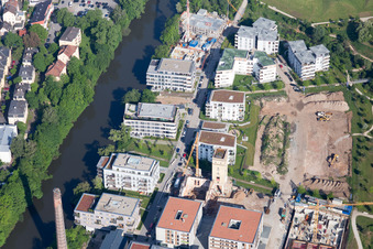 Vue aérienne de Au canal de l'usine à le quartier Gaustadt in Bamberg dans le département Bavière, Allemagne