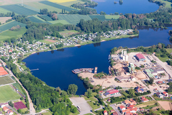 Vue aérienne de Camping au Sander Baggersee à Sand am Main dans le département Bavière, Allemagne