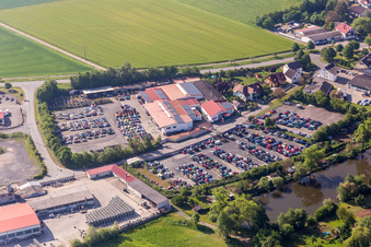 Vue aérienne de Concessionnaire automobile Auto Englert à Wonfurt dans le département Bavière, Allemagne