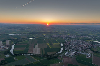 Vue aérienne de Bergrheinfeld dans le département Bavière, Allemagne