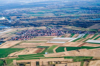 Vue aérienne de De l'ouest à le quartier Mechtersheim in Römerberg dans le département Rhénanie-Palatinat, Allemagne