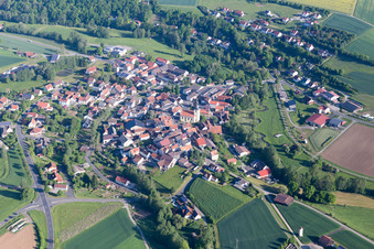 Quartier Kleineibstadt in Großeibstadt dans le département Bavière, Allemagne d'en haut