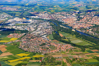 Vue aérienne de Vue du nord-est devant la zone industrielle Hafen Schweinfurt am Main à Sennfeld dans le département Bavière, Allemagne