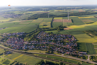 Vue aérienne de Gädheim dans le département Bavière, Allemagne