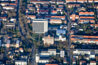 Vue aérienne de Assurance retraite allemande à Speyer dans le département Rhénanie-Palatinat, Allemagne