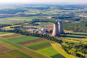 Vue aérienne de Centrale nucléaire à Grafenrheinfeld dans le département Bavière, Allemagne