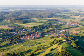 Vue aérienne de Quartier Untersteinach in Burgwindheim dans le département Bavière, Allemagne