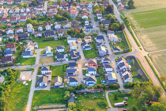 Vue aérienne de Dans le Holderbush depuis l'est à Minfeld dans le département Rhénanie-Palatinat, Allemagne