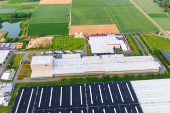 Vue aérienne de Prowell Paper Processing GmbH à Offenbach an der Queich dans le département Rhénanie-Palatinat, Allemagne