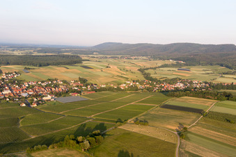 Enregistrement par drone de Steinseltz dans le département Bas Rhin, France
