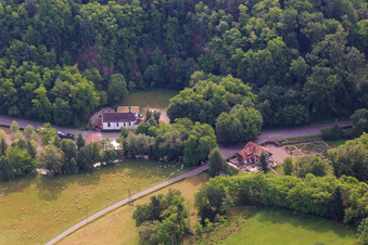 Photographie aérienne de Lieu de la première unification européenne à le quartier Sankt Germanshof in Bobenthal dans le département Rhénanie-Palatinat, Allemagne