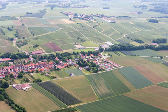 Steinseltz dans le département Bas Rhin, France vue du ciel