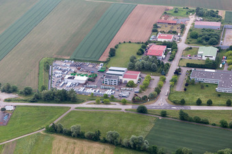 Enregistrement par drone de Niederlauterbach dans le département Bas Rhin, France