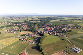 Enregistrement par drone de Riedseltz dans le département Bas Rhin, France