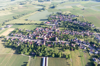 Kutzenhausen dans le département Bas Rhin, France vue d'en haut